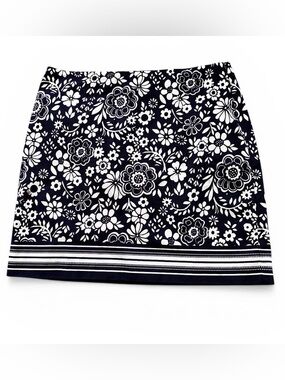 Talbots Size 16p Mini Skirt Comfort Stretch Navy and White Floral Print Preppy